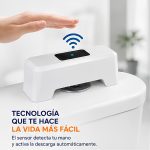 Sensor automático para inodoro que detecta el movimiento de la mano y activa la descarga sin necesidad de tocar el botón.